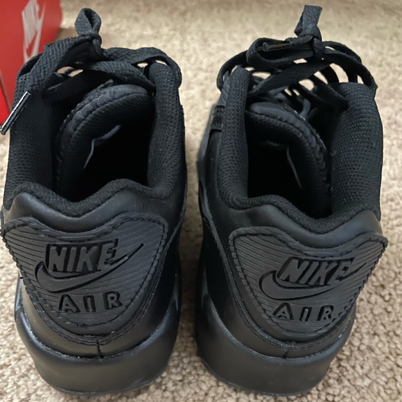 WORN ONCE: Black Nike Air Max 90 - Picture 3 of 5